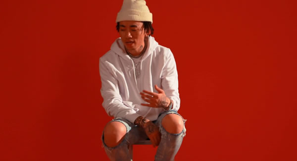 穿过挪威的森林什么梗?rapper马思唯整点报时语录2021