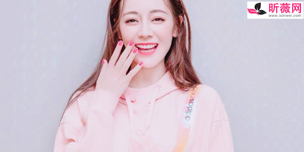 陈哲远和迪丽热巴什么关系 陈哲远和迪丽热巴什么关系