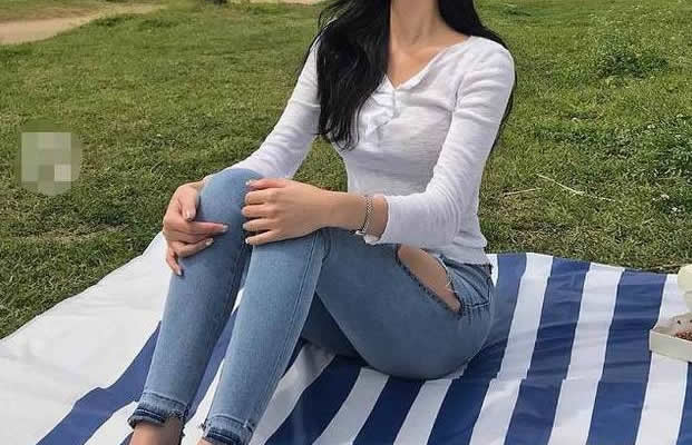 身材高挑的时尚女生图片