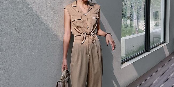 卡其色裤子配什么颜色上衣好看？