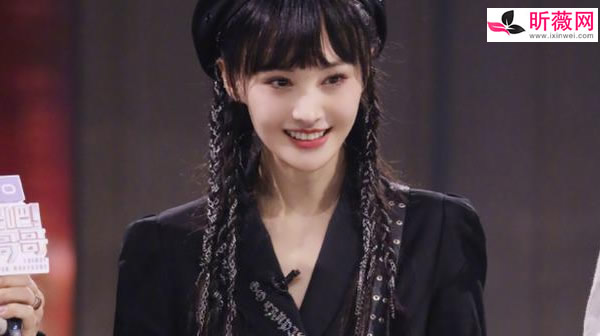 郑爽向金晨道歉后秒删是怎么回事