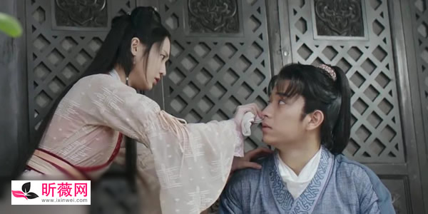 有翡中吴楚楚和谁在一起了? 有翡中吴楚楚和谁在一起了?