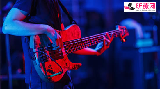 好听的英文歌曲20首经典 好听英文歌曲推荐100首