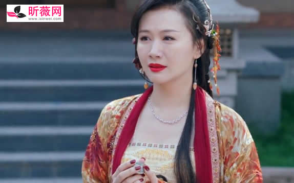 有翡霓裳夫人死了吗 霓裳夫人结局是什么 有翡霓裳夫人死了吗 霓裳夫人结局是什么