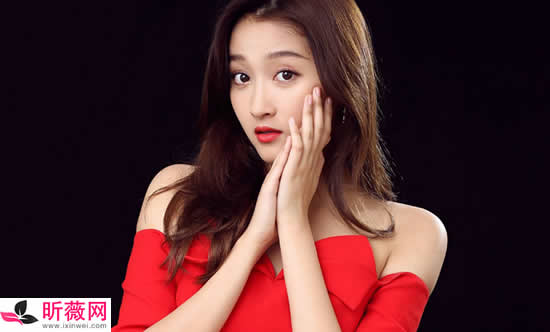 关晓彤能不能换个造型师 关晓彤：造型换了（图）