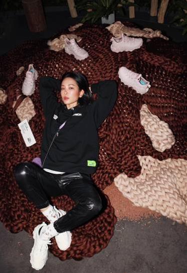 ANTA x SELEHE BEMBURY联手呈献安踏巢鞋 ANTA x SELEHE BEMBURY联手呈献安踏巢鞋