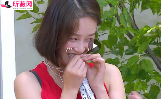 超好看的女明星 即年轻又气质高雅