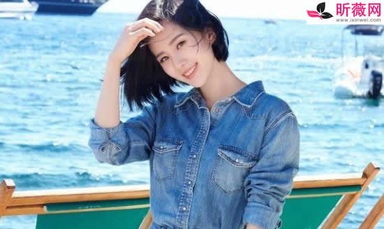 超好看的女明星 即年轻又气质高雅