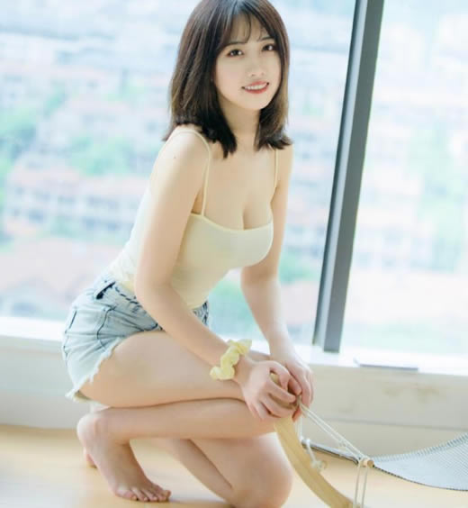 一句话打动人心爱情句子，爱她就说给她听的爱情句子