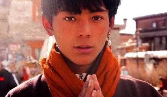 丁真究竟怎么火的：就是一个偶然，过程详情曝光