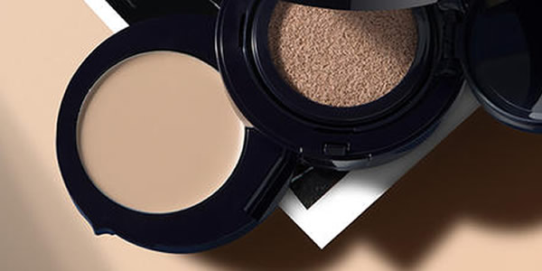 粉底液和气垫都要用吗 气垫和粉底液的区别哪个好用 粉底液和气垫都要用吗 气垫和粉底液的区别哪个好用