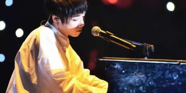 华晨宇张碧晨什么时候在一起的? 华晨宇张碧晨什么时候在一起的?