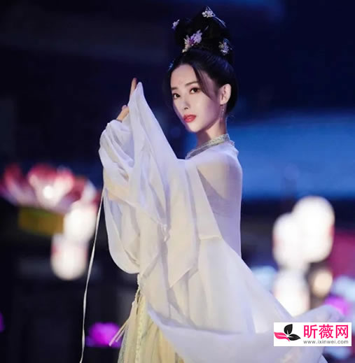 胡丹丹结婚了吗老公是谁 胡丹丹个人图片 胡丹丹结婚了吗老公是谁 胡丹丹个人图片