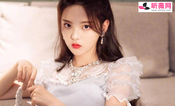 杨超越参加综艺有哪些:为什么说杨超越是综艺奇才 杨超越参加综艺有哪些:为什么说杨超越是综艺奇才