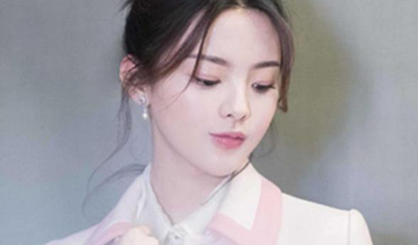 为什么说杨超越是锦鲤呢?锦鲤什么意思怎么来的? 为什么说杨超越是锦鲤呢?锦鲤什么意思怎么来的?