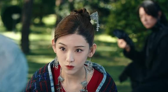 半妖司藤如何报复沈银灯 司藤和沈银灯究竟什么恩怨 半妖司藤如何报复沈银灯 司藤和沈银灯究竟什么恩怨