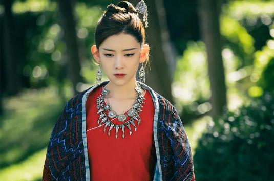 半妖司藤沈银灯是妖吗？半妖司藤沈银灯结局