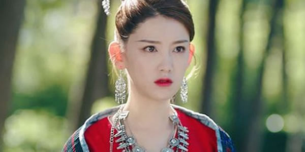 司藤沈银灯是谁为什么男主初恋长的一样? 司藤沈银灯是谁为什么男主初恋长的一样?