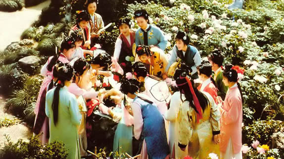 红楼梦人物关系介绍：为什么说红楼梦全是鬼