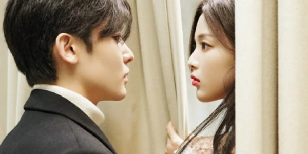 杨超越侯明昊是真亲吗