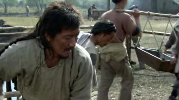 闯关东贺老四犯了啥事？朱开山和贺老四是什么关系