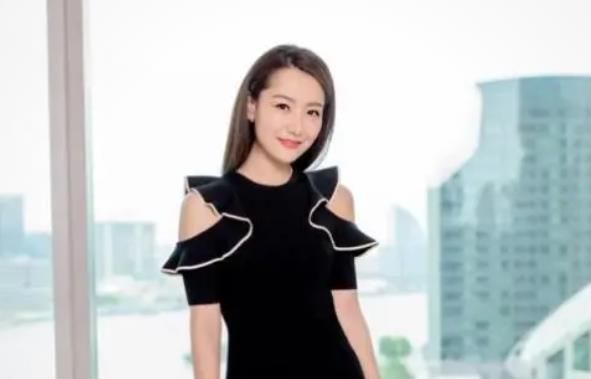 白冰个人资料简介 白冰家世显赫吗