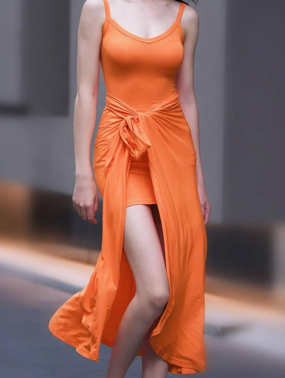 时尚搭配女装图片 简约时尚美丽动人