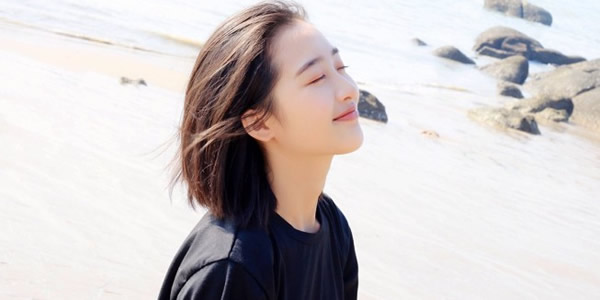 邓恩熙怎么进的时代峰峻