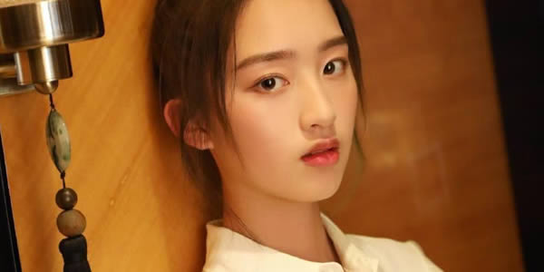 邓恩熙是不是改了年龄