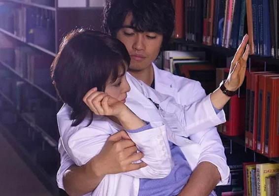 日剧大尺推荐最火电视剧 10部巨污日剧甜剧