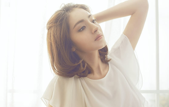 麦迪娜个人资料哪里人(简介,身高,年龄,三围,图片）