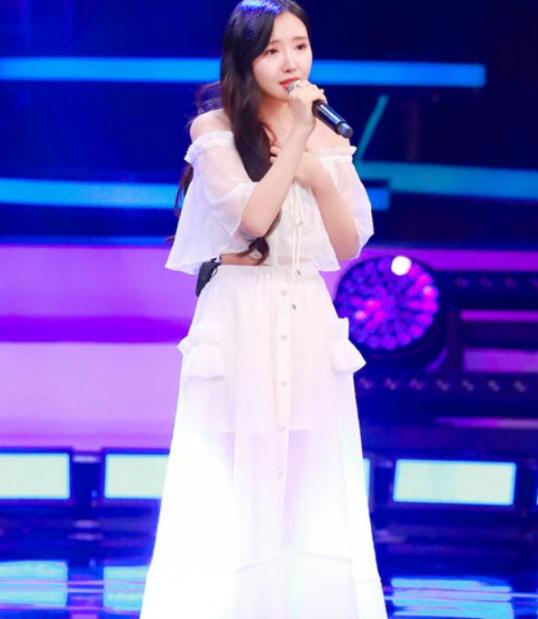 刘美麟个人资料哪里人(简介,身高,年龄,三围,图片）-昕薇网