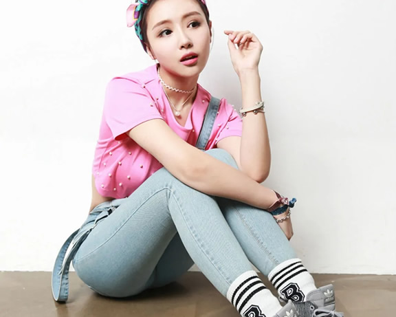 刘美麟个人资料哪里人(简介,身高,年龄,三围,图片）-昕薇网