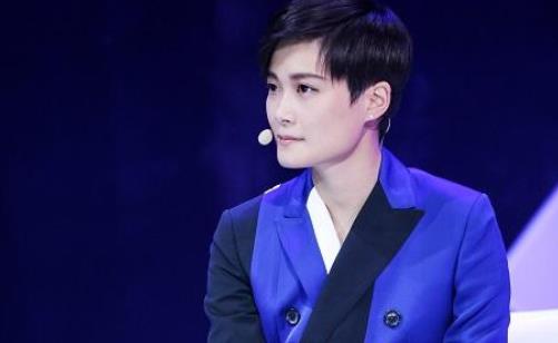 李宇春的丈夫是谁,李宇春华晨宇关系好吗