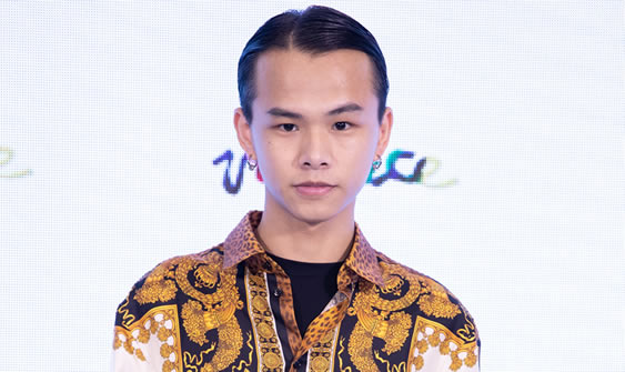 艾克里里个人资料,艾克里里和洛凡是什么关系