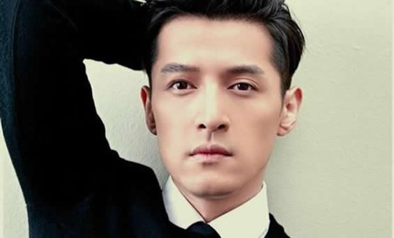 胡歌跟谁结婚了,胡歌和刘亦菲为什么不是好友 胡歌跟谁结婚了,胡歌和刘亦菲为什么不是好友