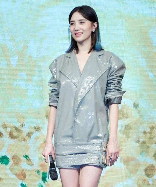 宋佳八卦老公是谁,宋佳和小宋佳的关系