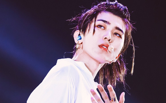 蔡徐坤个人资料哪里人(简介,身高,年龄,三围,图片）