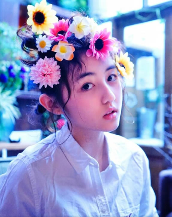 张子枫个人资料哪里人(简介,身高,年龄,三围,图片）