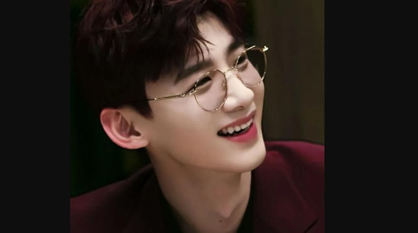 白敬亭近视多少度(白敬亭近视眼多少度)