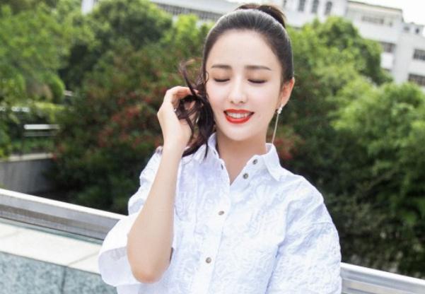 佟丽娅个人资料哪里人(简介,身高,年龄,三围,图片）