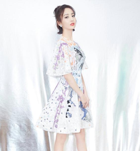 佟丽娅个人资料哪里人(简介,身高,年龄,三围,图片）