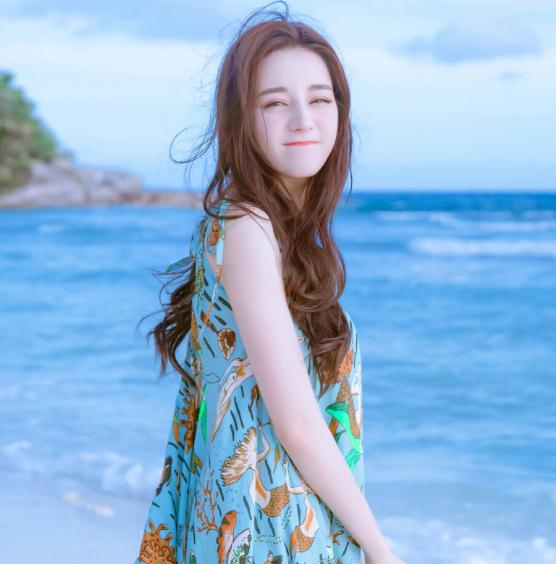 迪丽热巴个人所有资料（简介,身高,年龄,三围,图片）