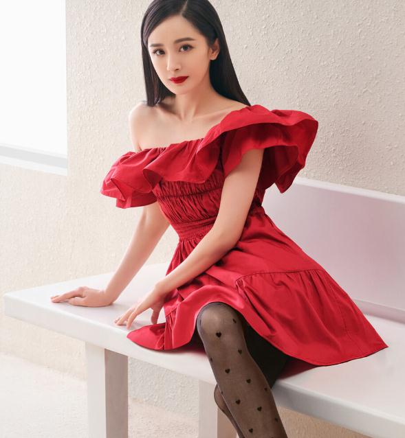 杨幂的个人资料(简介,身高,年龄,三围,图片）