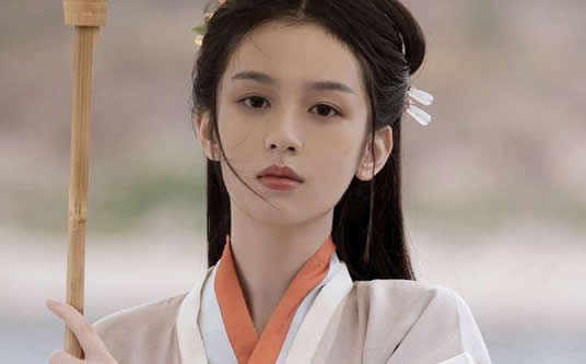 周也是艺名吗谁旗下的艺人:周也家境怎么样 周也是艺名吗谁旗下的艺人:周也家境怎么样