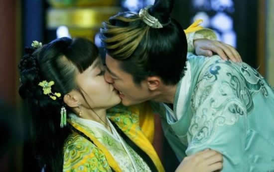 让人把持不住的影视剧中的吻戏 第三种爱情欲满满 让人把持不住的影视剧中的吻戏 第三种爱情欲满满