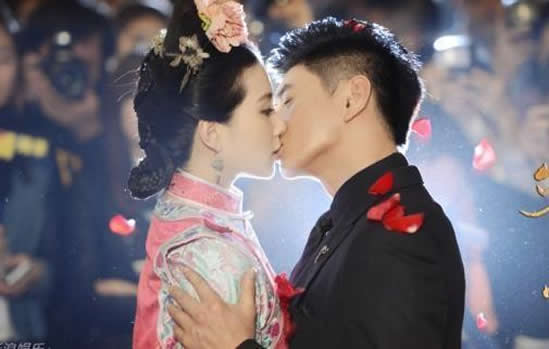 让人把持不住的影视剧中的吻戏 第三种爱情欲满满 让人把持不住的影视剧中的吻戏 第三种爱情欲满满