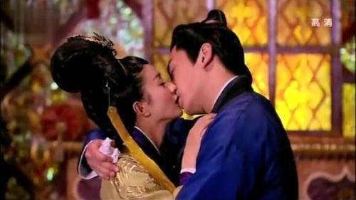 让人把持不住的影视剧中的吻戏 第三种爱情欲满满