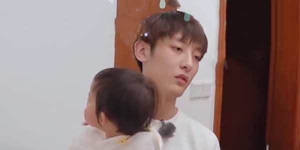 我的小尾巴王睿涵是演员吗