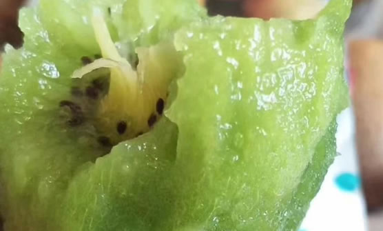 能让皮肤变白的食物,女人多吃15中食物美白又养颜 能让皮肤变白的食物,女人多吃15中食物美白又养颜